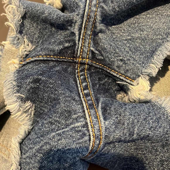 Levi’s 501 Denim dark Wash jean shorts. - Picture 9 of 13